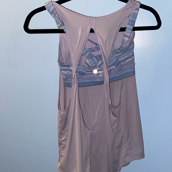 Lululemon Ready & Go Tank Built-In Bra Top Wave Twist Lilac Kayak Blue Size 4 - Picture 3 of 6